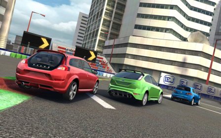 Real Racing 2 screenshot